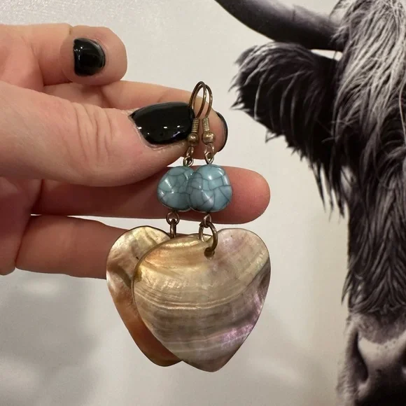 Turquoise Heart Shell Earrings - Picture 1 of 8
